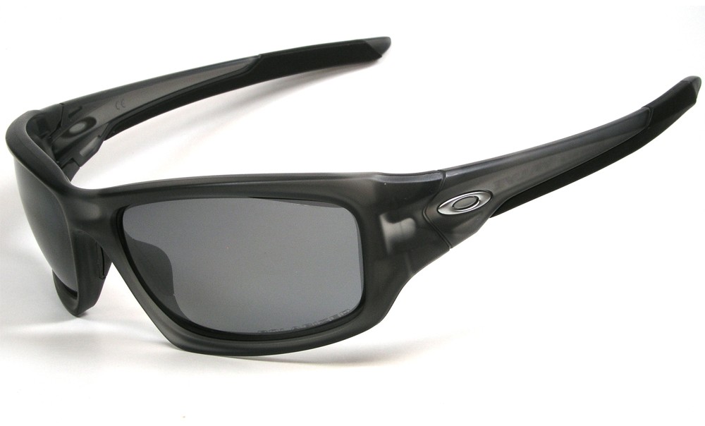 oakley valve matte grey smoke